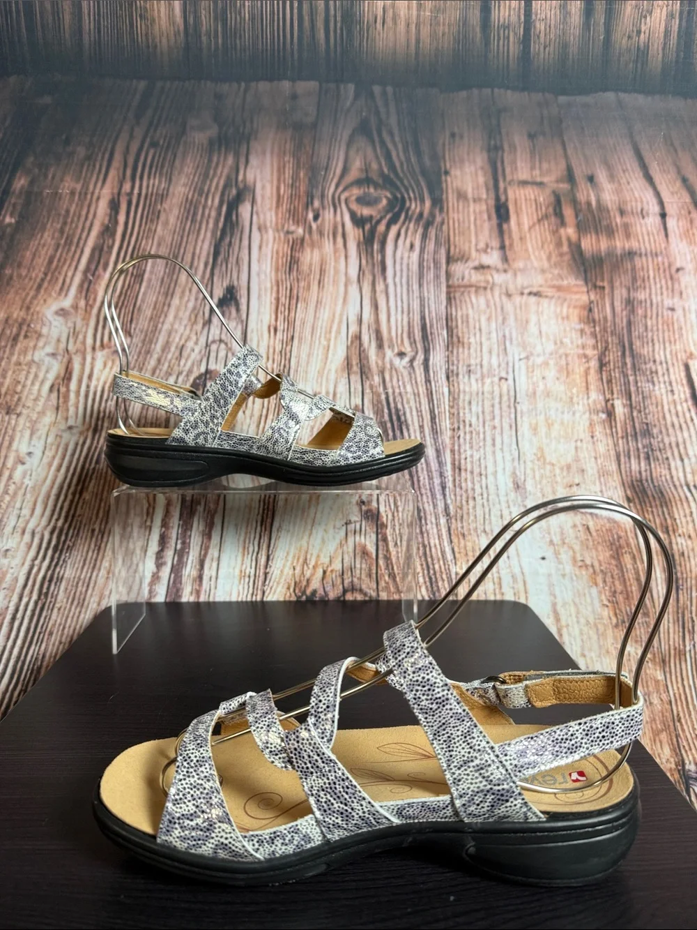 Revere Miami Silver Safari Sandals Womens Sz 7M